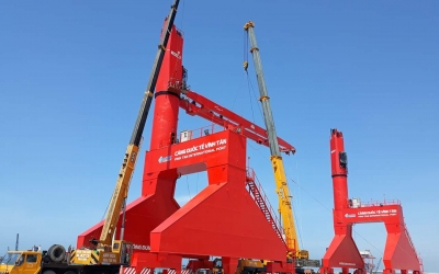 Dự án lắp cẩu cảng tại Cam Ranh , Khánh Hòa