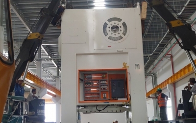 Lắp đặt máy dập Hanil 500, nặng 71 tấn tại nhà máy Hory kcn Long Đức, Đồng Nai 