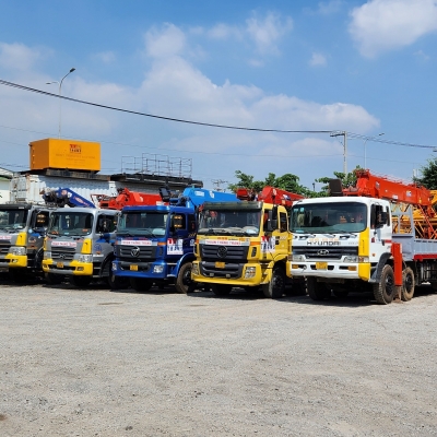 Xe tải cẩu 15 tấn